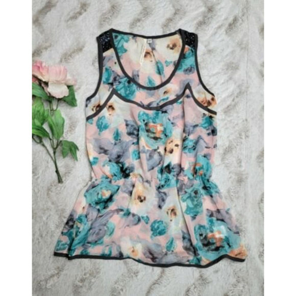 Bellatrix Watercolor Floral Print Beaded Shoulder Sleeveless Peplum Blouse Sz S - Picture 1 of 10